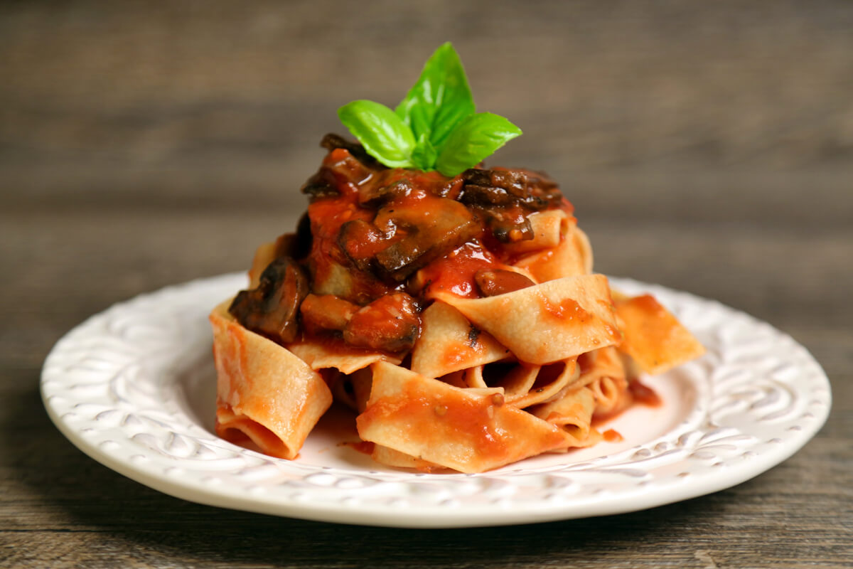 This classic twist combines our savory tomato sauce with flavorful sauteed cremini mushrooms for a unique taste and texture you are sure to love.