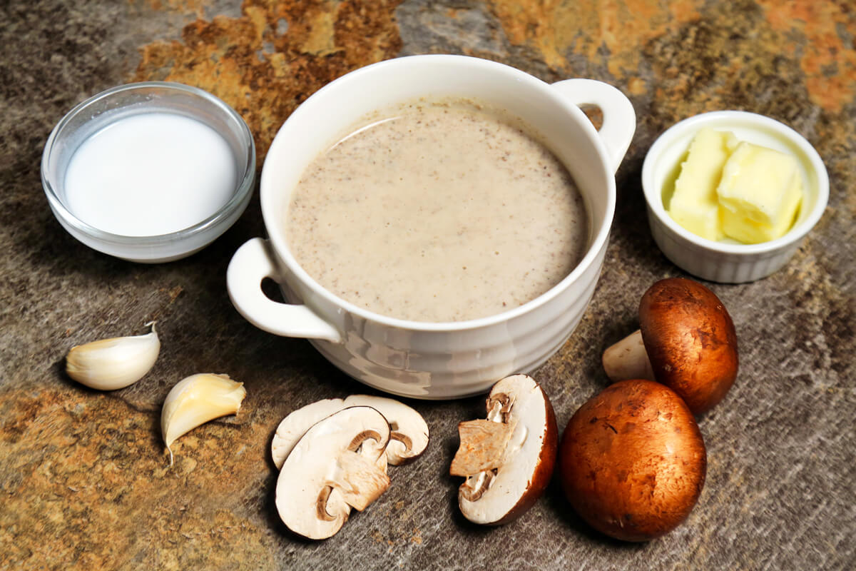 Experience the decadent taste of cremini mushrooms in a heavenly cream sauce that will have you wishing you ordered more! 