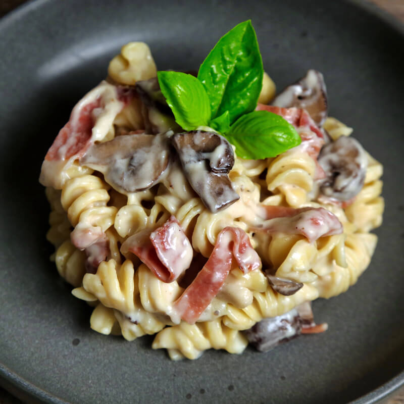 Speck & Mushrooms Alfredo